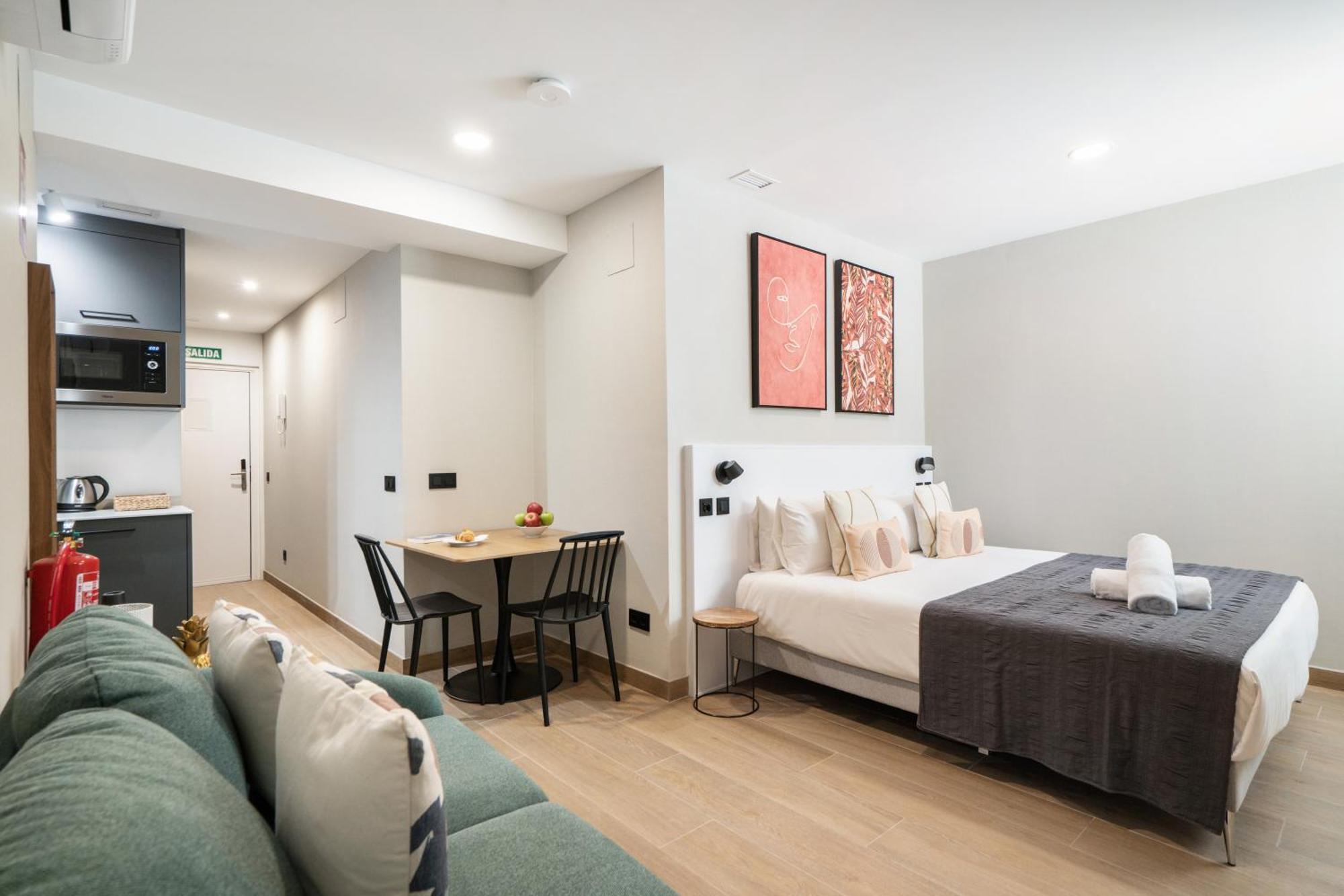Dobo Madrid Cabrera Appartement Buitenkant foto