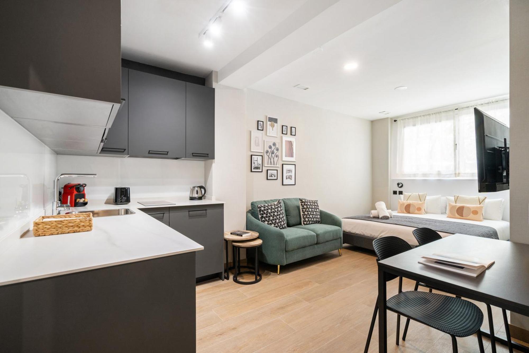 Dobo Madrid Cabrera Appartement Buitenkant foto